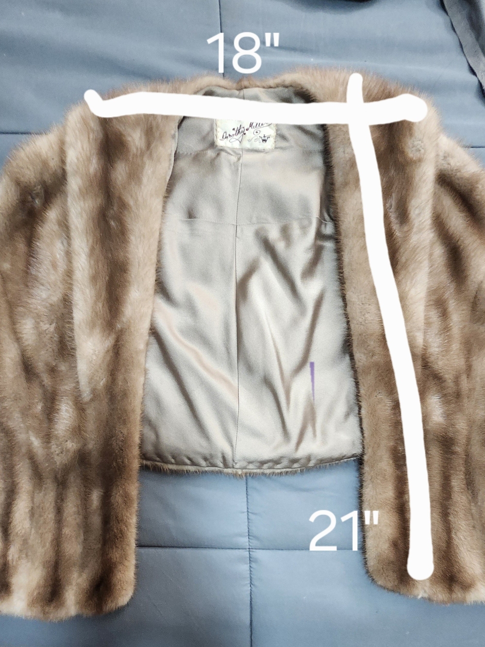 VINTAGE ESTATE FOX FUR STOLE - Picture 5 of 11